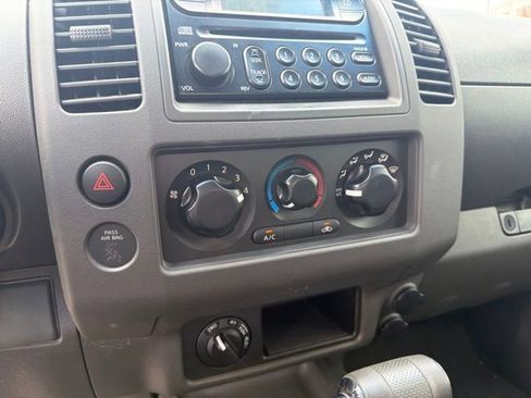 Used 2007 Nissan Frontier SE w/ Power Pkg AWD/4WD image 20