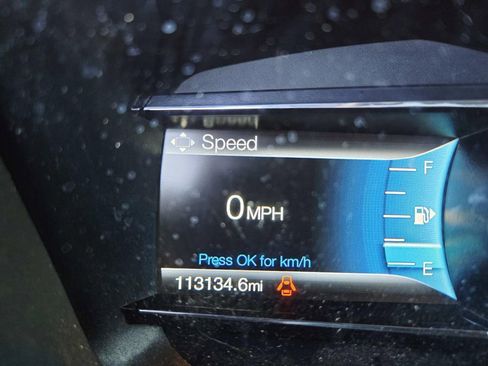 Used 2018 Ford Explorer XLT w/ Equipment Group 202A image 10