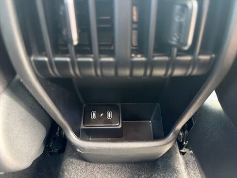 Used 2025 Hyundai Kona SEL AWD/4WD image 31