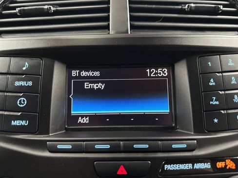 Used 2018 Ford Explorer XLT image 30