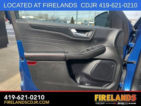 Used 2023 Ford Escape ST-Line Select AWD/4WD image 21