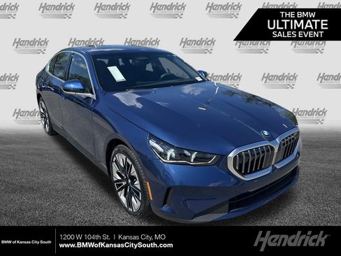 New 2026 BMW 530i xDrive w/ Premium Package AWD/4WD image 1