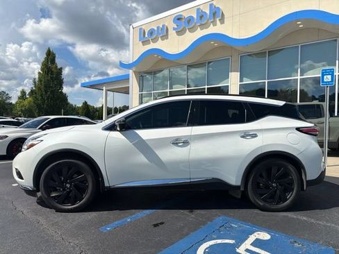 Used 2017 Nissan Murano Platinum w/ Platinum Technology Package AWD/4WD image 10