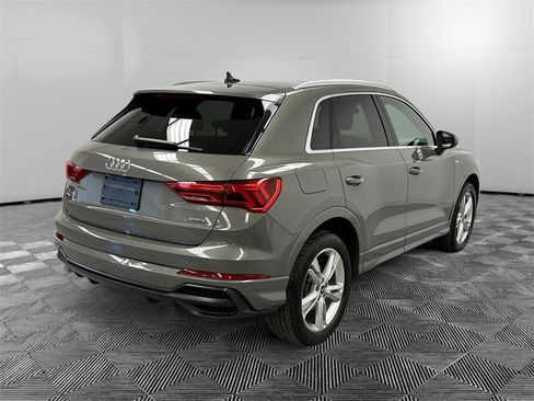 Used 2021 Audi Q3 2.0T Premium Plus w/ Premium Plus Package image 5