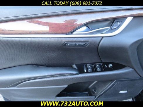 Used 2017 Cadillac XTS Luxury image 19