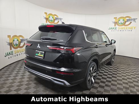 New 2026 Mitsubishi Outlander SE AWD/4WD image 7