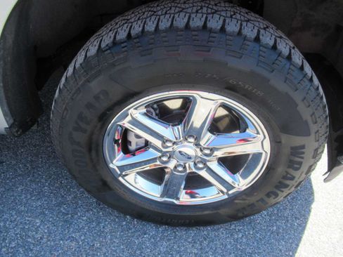 Used 2025 Ford F150 XLT w/ Equipment Group 301A Standard AWD/4WD image 10