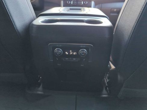 Used 2023 Chevrolet Suburban High Country AWD/4WD image 21