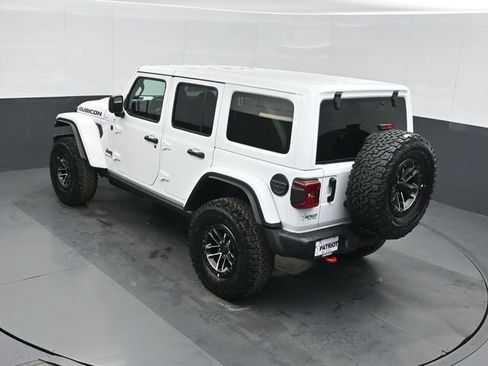 New 2026 Jeep Wrangler Unlimited Rubicon w/ Xtreme 35 Tire Package AWD/4WD image 33