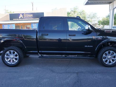 Used 2022 RAM 3500 Laramie AWD/4WD image 2
