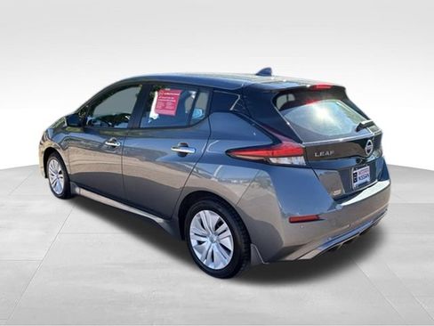 Certified 2025 Nissan Leaf S FWD image 6