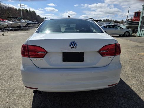 Used 2014 Volkswagen Jetta SE image 10