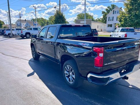 Used 2022 Chevrolet Silverado 1500 LT image 10
