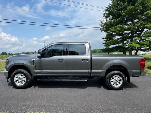 Used 2021 Ford F250 XLT AWD/4WD image 3