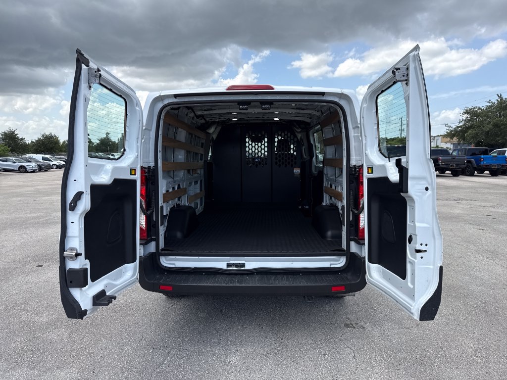 Certified 2025 Ford Transit 250 Low Roof w/ Exterior Upgrade Package RWD image 25