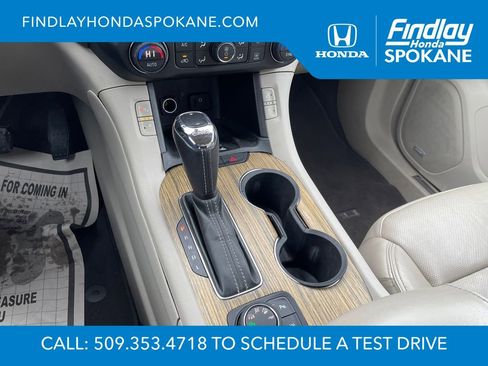 Used 2017 GMC Acadia Denali image 14