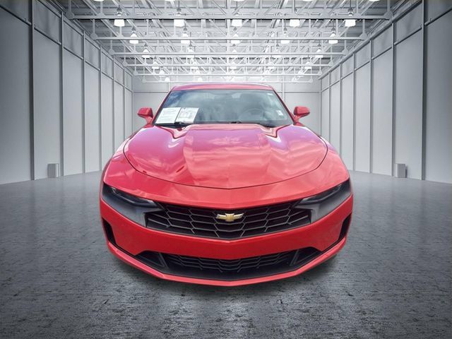 Used 2022 Chevrolet Camaro LT RWD image 8