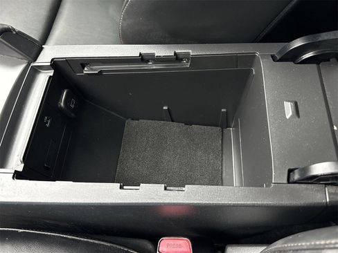 Used 2020 MAZDA MAZDA3 Sedan w/ Select Package image 36