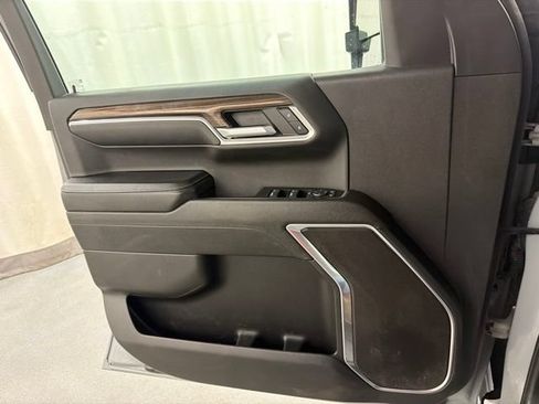 Used 2024 Chevrolet Silverado 1500 RST AWD/4WD image 23