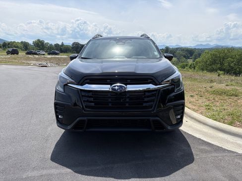 New 2026 Subaru Ascent Limited AWD/4WD image 2