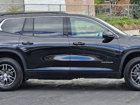 Used 2025 GMC Acadia Elevation AWD/4WD image 6