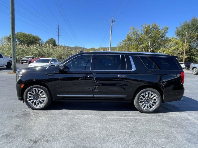Certified 2024 GMC Yukon XL Denali Ultimate AWD/4WD image 2