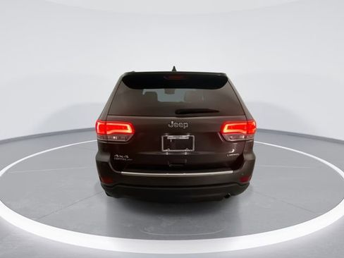 Used 2018 Jeep Grand Cherokee Limited w/ Luxury Group II image 3