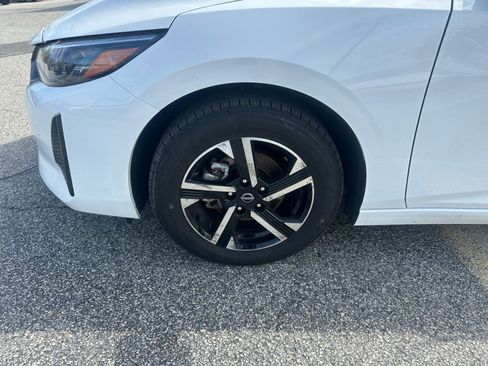 Used 2025 Nissan Sentra SV image 29