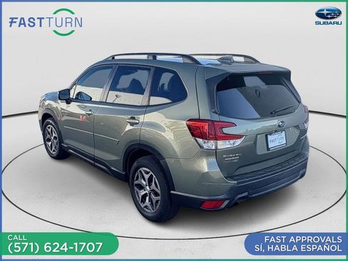 Used 2019 Subaru Forester Premium image 14