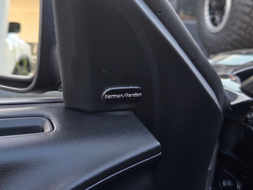 Used 2023 Dodge Charger SRT Hellcat w/ Harman/Kardon Audio Group RWD image 14