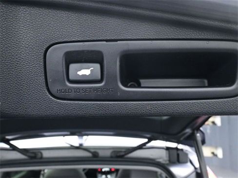 Used 2017 Honda CR-V EX-L image 25