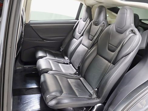 Used 2016 Tesla Model X Performance image 30