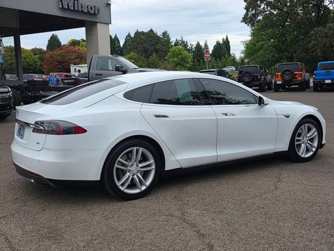 Used 2013 Tesla Model S image 23