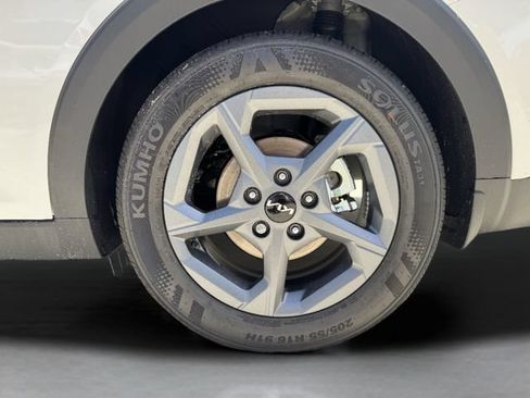 New 2026 Kia K4 FWD image 35