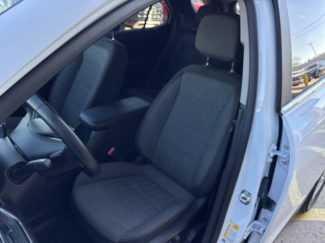 Used 2024 Chevrolet Equinox LT FWD image 19
