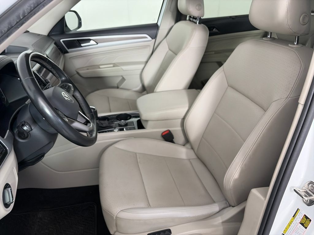 Used 2021 Volkswagen Atlas SEL AWD/4WD image 11
