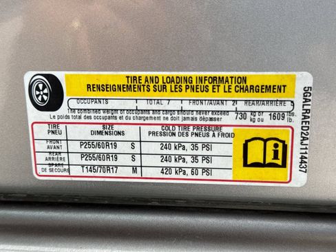 Used 2010 Buick Enclave CX FWD image 21