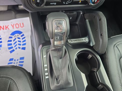 New 2025 Ford Bronco Badlands AWD/4WD image 17