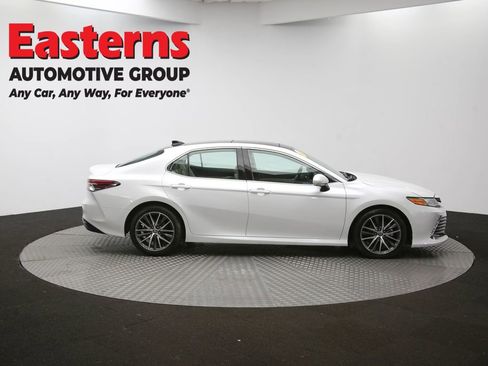 Used 2023 Toyota Camry XLE w/ Navigation Package image 43