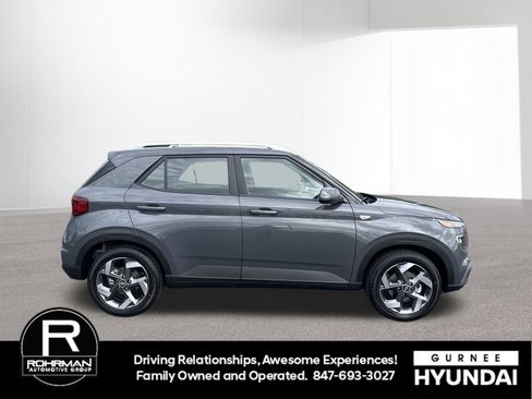 New 2026 Hyundai Venue SEL FWD image 11