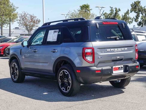 Used 2025 Ford Bronco Sport Outer Banks w/ Outer Banks Tech Package+ AWD/4WD image 6