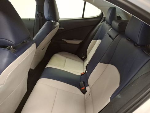 Used 2021 Lexus UX 250h 250h Base w/ Premium Package image 12