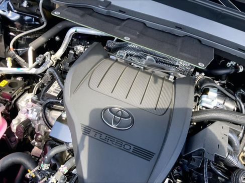 Used 2026 Toyota Grand Highlander AWD Hybrid image 33