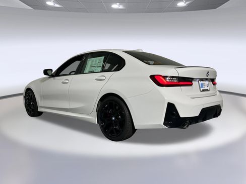 Used 2026 BMW 330i Sedan w/ M Sport Package RWD image 3