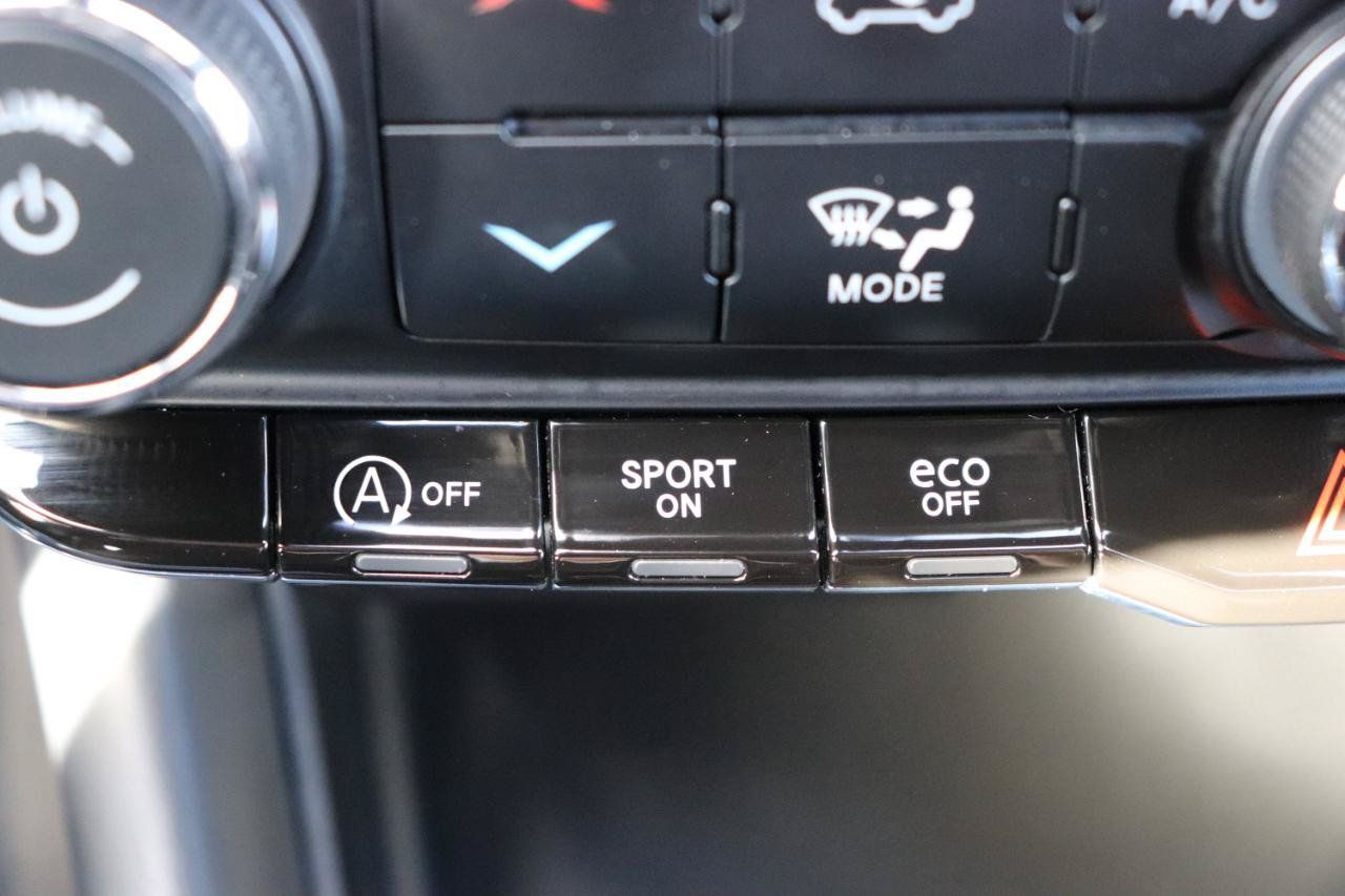 Used 2025 Dodge Durango GT AWD/4WD image 41