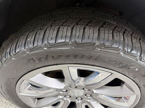 Used 2016 Chevrolet Tahoe LTZ AWD/4WD image 47