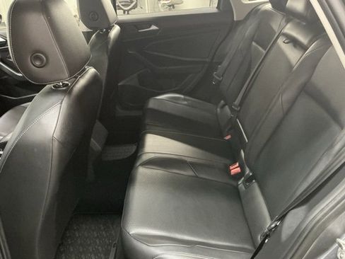 Used 2019 Volkswagen Jetta SEL image 12