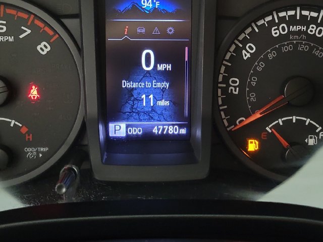 Used 2022 Toyota Tacoma SR w/ SR Convenience Package RWD image 2