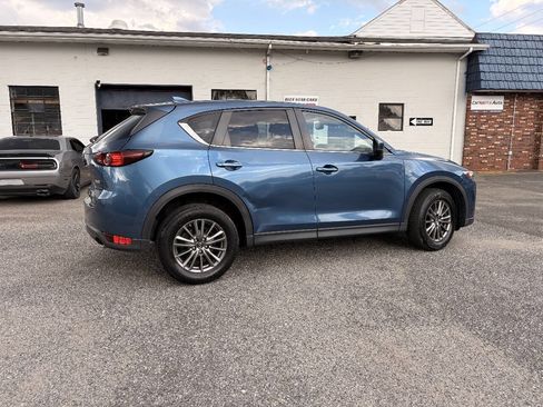 Used 2017 MAZDA CX-5 Touring w/ Preferred Equipment Package AWD/4WD image 6