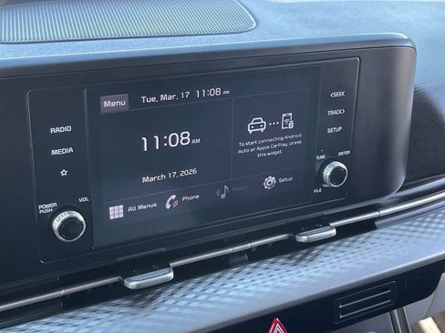 Used 2022 Kia Carnival LX image 26